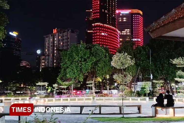 Sensasi Beda Taman Prestasi vs Graha Natura Park, Dua Pilihan Habiskan Sore di Surabaya