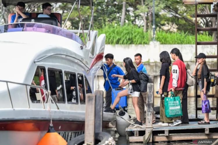 Cuaca Membaik, Kapal Cepat Muara Angke ke Kepulauan Seribu Kembali Jalan