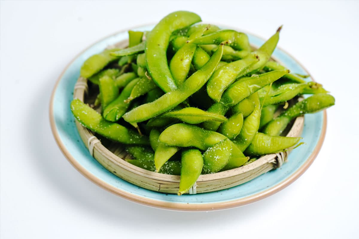 Camilan Diet Terbaik, Inilah 5 Manfaat Konsumsi Edamame secara Rutin